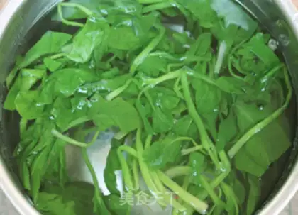 Make Spicy spinach step 2