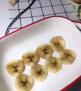 Make Banana oats step 1