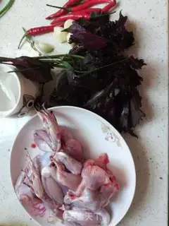 Make Spicy bull frog step 1