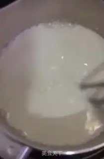 Make Strawberry milk jelly step 4