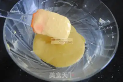 Make Lemon strawberry roll step 5