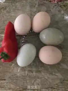 Make Three-coloured eggs step 0
