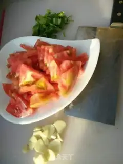 Make Western red soup step 1