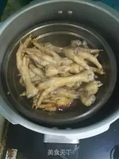 Make An exclusive chicken claw step 3