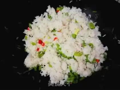 Make Spicy egg fried rice step 7
