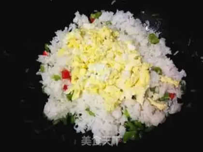 Make Spicy egg fried rice step 8
