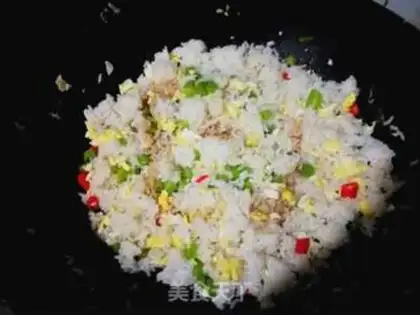 Make Spicy egg fried rice step 9