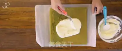 Make Watermelon cake rolls step 15