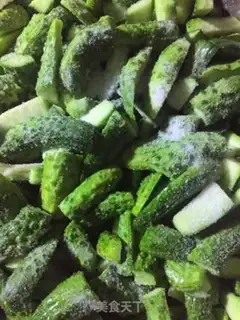 Make Cream sauce cucumber step 2