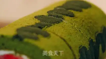 Make Watermelon cake rolls step 19
