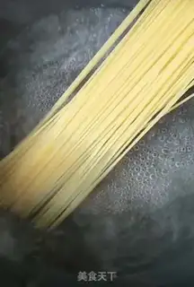 Make Tomato pasta step 0