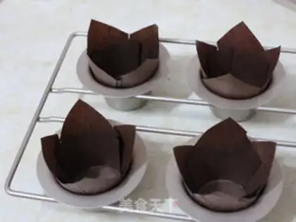 Make No oil-free chocolate steam cake step 7