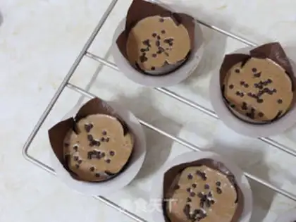 Make No oil-free chocolate steam cake step 8