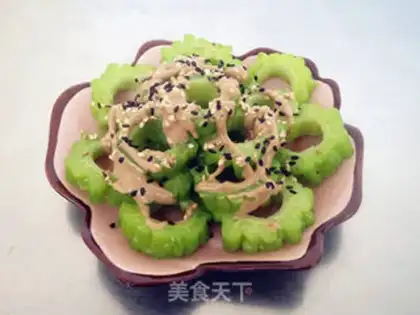 Make Sesame sauce with bitter melons step 8