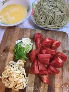 Make Tomato egg stew step 0