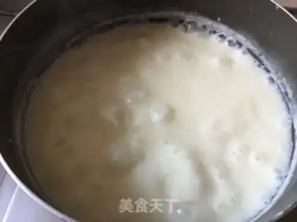 Make Turkish yogurt mint soup step 1