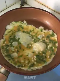 Make Onion fried eggs step 4