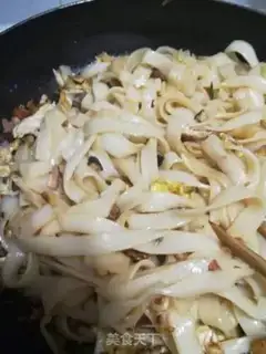 Make Fry the mushroom squid step 1