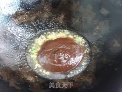 Make Beef fried noodles step 4