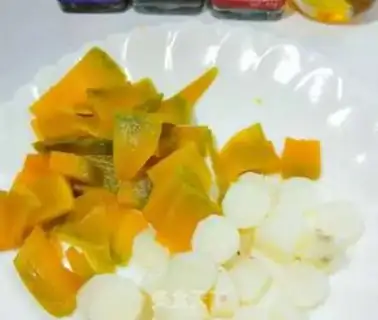 Make Pumpkin medicine mud step 1