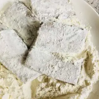 Make Red-fried fish step 1