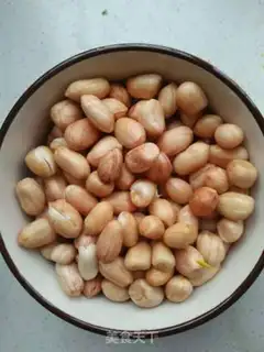 Make Soybeans and peanuts step 1
