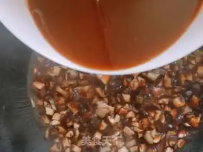 Make Frozen noodles of mushroom sauce step 9