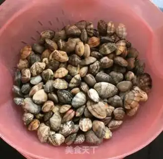 Make Spicy clams step 0