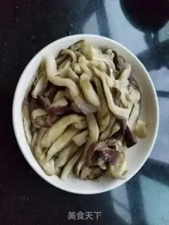 Make Red oil and eggplant step 3