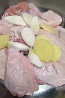 Make A fried chicken wing step 1