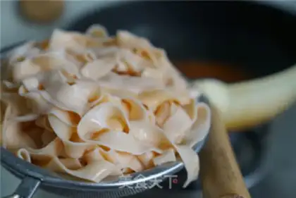 Make Tomato egg noodles step 10