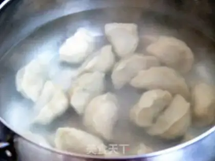 Make Celery pork dumplings step 9