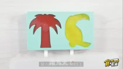 Make Summer fruit popsicle ice step 4