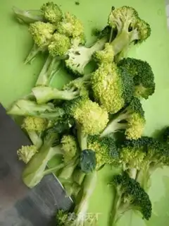 Make Juicy broccoli step 0