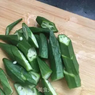 Make Garlic sweet shrimp and sunflower step 0