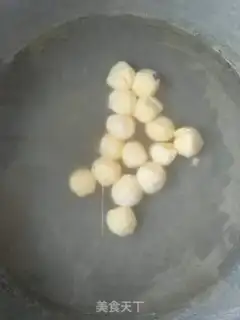 Make Wine and egg round step 1