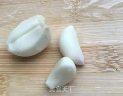 Make Garlic sweet shrimp and sunflower step 8