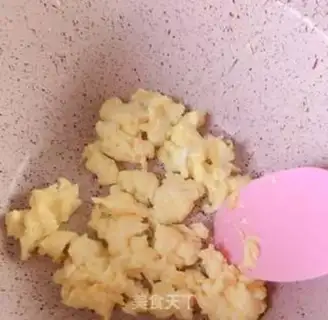 Make Tomato egg rice step 1