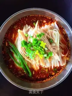 Make Spicy chicken noodles step 6