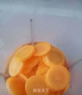 Make Carrot Springcake step 1
