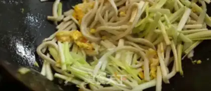 Make Fish noodles step 1