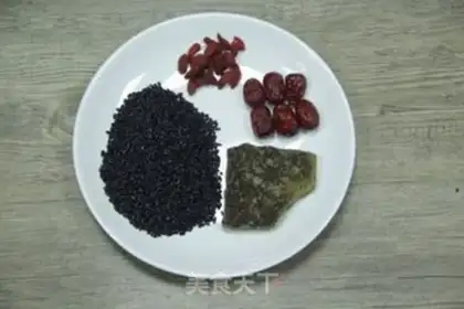 Make Black rice, red sugar step 0