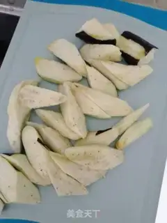 Make Smoky chicken bones and potatoes step 1