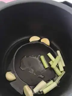 Make Smoky chicken bones and potatoes step 3