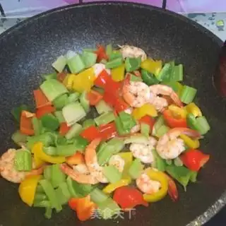 Make Shrimps of colour step 4