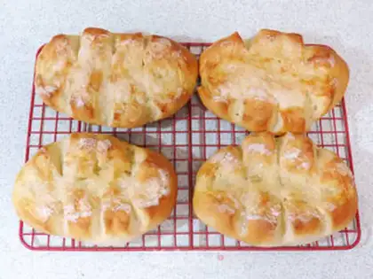 Make Fashion bread step 16