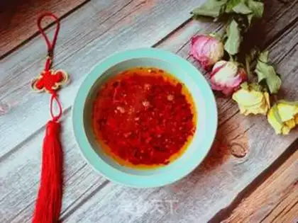 Make Homemade pepper oil step 9
