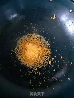 Make Pretzels with back shrimp step 3