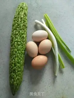 Make Eggs and guacamole step 0