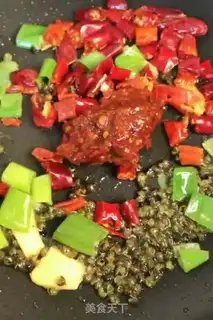 Make Spicy quail eggs step 6